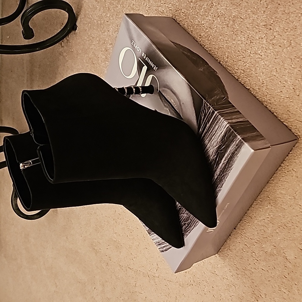 BRAND NEW IN BOX JLO BLACK BOOTIES